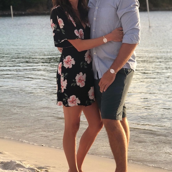 Dress - Picture 3 of 3